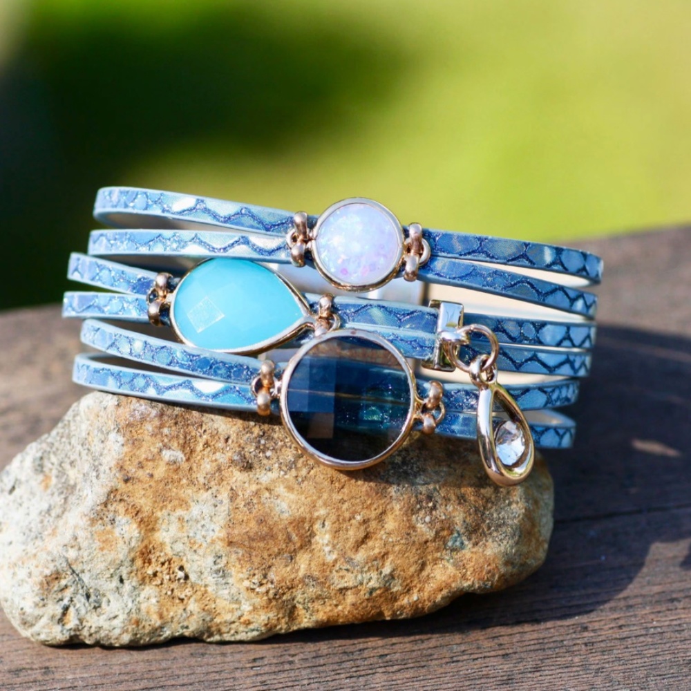 New Sparkly Blue Cruelty Free Leather Turquoise Color Gem Cuff Bracelet